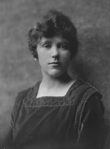 Orvis, W.D., Mrs., portrait photograph, 1916 or 1917. Creator: Arnold Genthe.