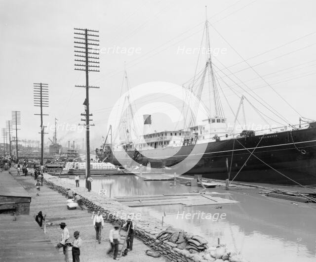 High Water at New Orleans, La. Levee, March 23, 1903, c1903. Creator: Unknown.