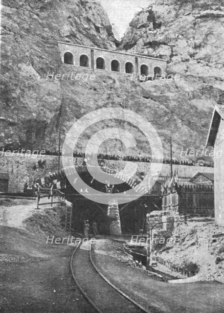 'Marseille en Fete; L'entrée Sud du tunnel de Rove : au-dessus, un viaduc de la ligne..., c1916. Creator: Unknown.