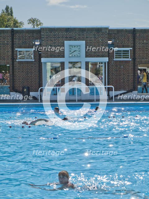 Brockwell Lido, Dulwich Road, Brockwell Park, Lambeth, London, 2012. Creator: Simon Inglis.