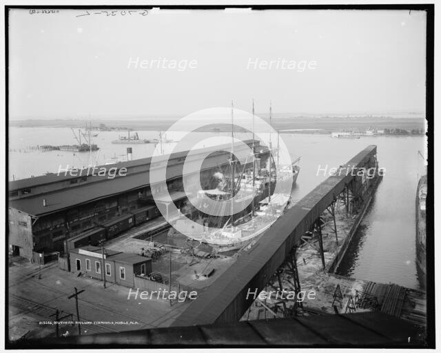 Southern Railway terminals, Mobile, Ala., between 1900 and 1915. Creator: Unknown.