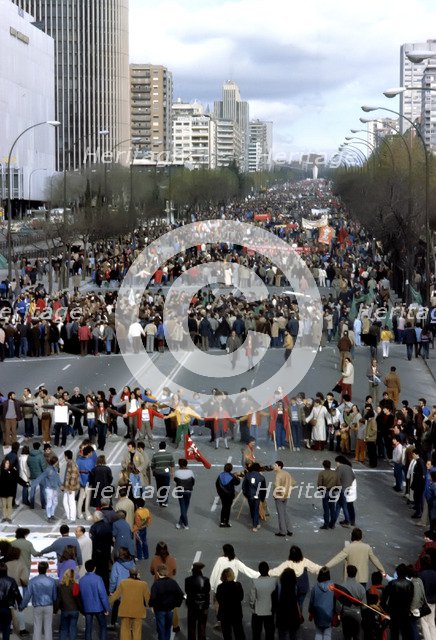 Demonstration in Madrid against NATO.