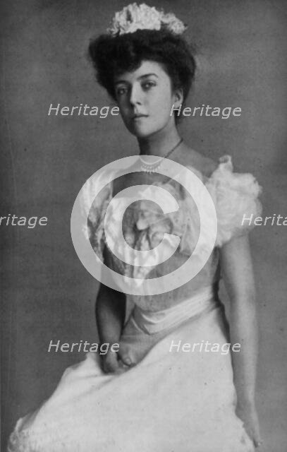 Alice Roosevelt, b. 1884, 1902. Creator: Frances Benjamin Johnston.