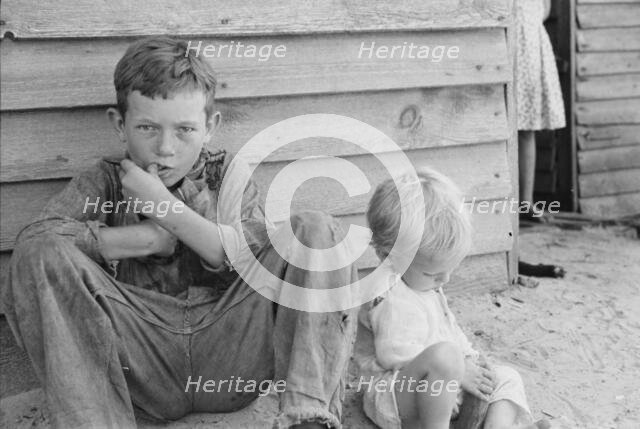 Floyd Burroughs, Jr., and Othel Lee Burroughs, called Squeakie, 1936. Creator: Walker Evans.