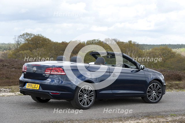 2011 Volkswagen EOS 2.0 Tdi Artist: Unknown.