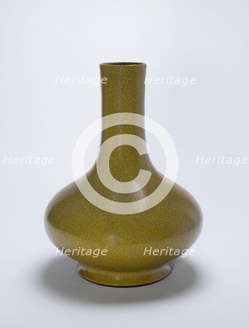 Bottle-Shaped Vase, Qing dynasty (1644-1911), Qianlong reign mark and period (1736-1795). Creator: Unknown.