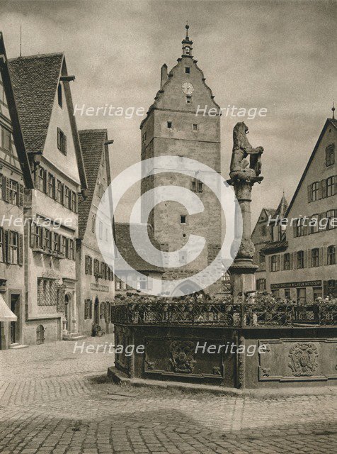 'Dinkelsbuhl - Wormitztor', 1931. Artist: Kurt Hielscher.