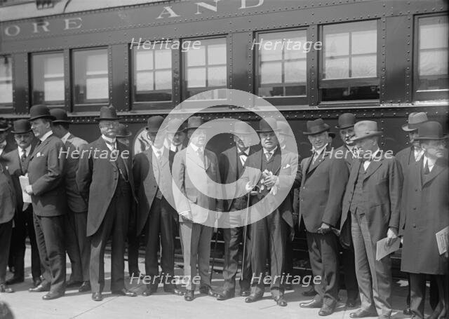 Baltimore And Ohio Railway - Cabinet Officers Inspecting Saftey First Train: Redfield..., 1917. Creator: Harris & Ewing.