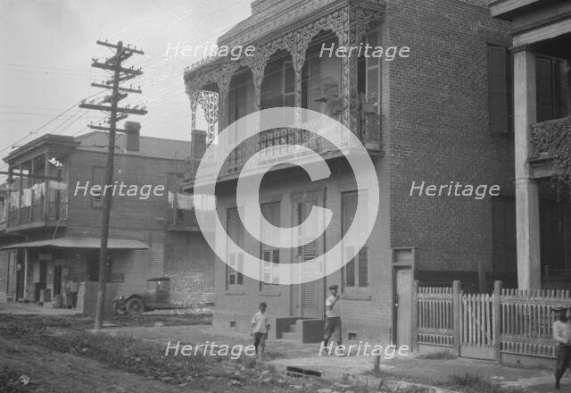 Two-story house, New Orleans, between 1920 and 1926. Creator: Arnold Genthe.