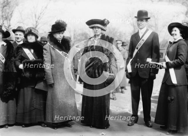 Mrs. Mary Bair, Mr. N. Albert Wood, Mrs. [Richard Coke] Burleson, Dr. & Mrs. O.J. Stevenson, 1913. Creator: Bain News Service.