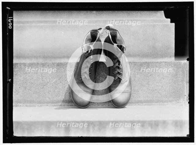 Shoes, between 1909 and 1914. Creator: Harris & Ewing.