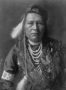 Inashah-Yakima, c1910. Creator: Edward Sheriff Curtis.