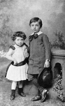 Albert Einstein, (1879-1955), theoretical physicist, and his sister Maja as small children, 1880s. Artist: Unknown