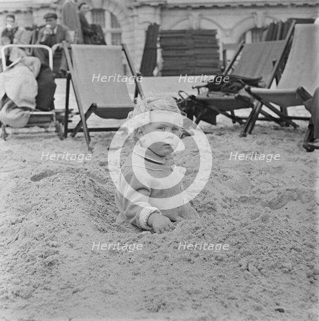 Bournemouth, 09/06/1956. Creator: John Laing plc.