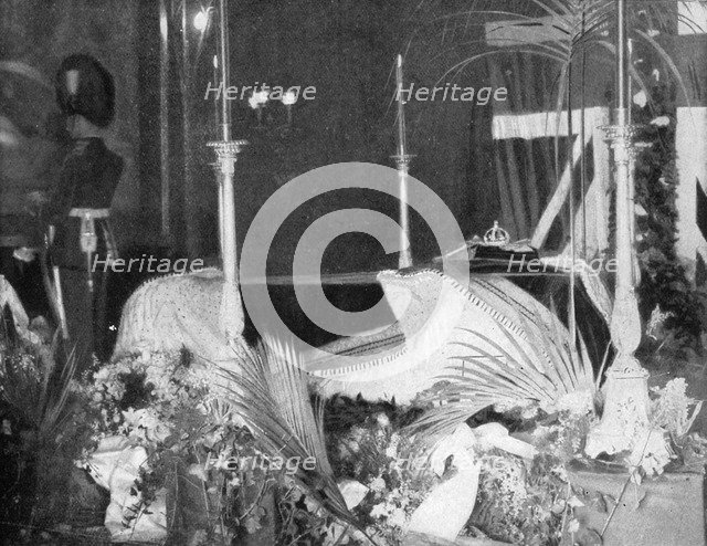 Queen Victoria lying in state at Osborne House, 1901. Creator: Hughes & Mullins.