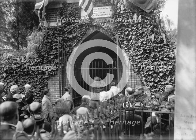 Allied Commission To U.S. At Mount Vernon: Joffre In Tomb of Washington, 1917. Creator: Harris & Ewing.