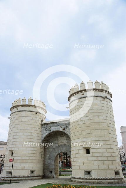 Gate of Palms (Puerta de Palmas), Badajoz, Extremadura, Spain, 16th century (2008).   Creator: LTL.