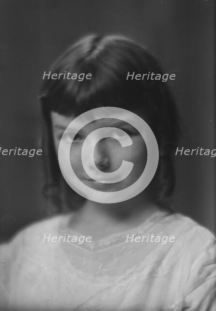 Birmingham child, portrait photograph, 1915 Apr. 17. Creator: Arnold Genthe.