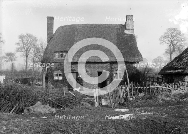A thatched cottage at Goosey, Oxfordshire, c1860-c1922. Artist: Henry Taunt