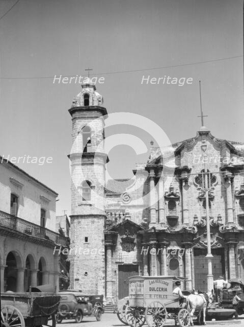 Travel views of Cuba and Guatemala, between 1899 and 1926. Creator: Arnold Genthe.