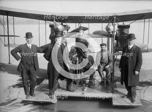 Richardson Tandem Biplane Hydroplane on Potomac, April, 1916.  Creator: Harris & Ewing.