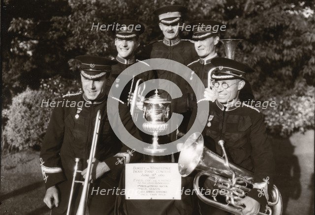 The Rowntree prize winners,  Burley in Wharfedale, 14 Jun 1930. Artist: Unknown