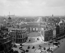 Admiralty Arch, The Mall, Westminster, London, 1923. Artist: Bedford Lemere and Company