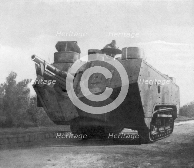 Mobile artillery piece, Moronvilliers, France, First World War, 5 May 1917. Artist: Unknown