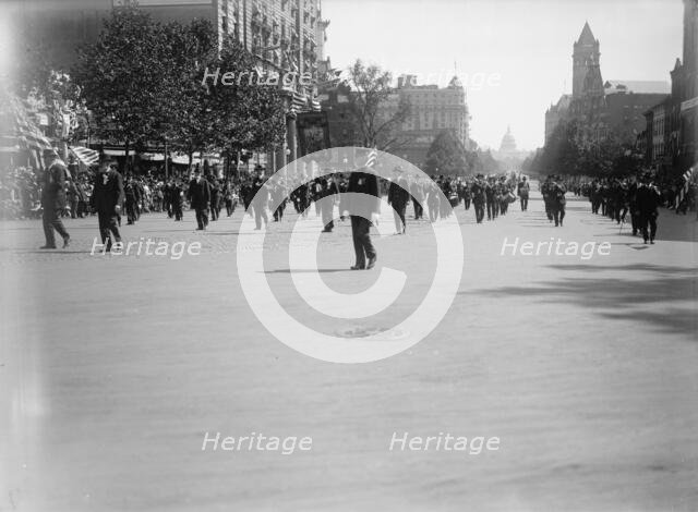 Parade On Pennsylvania Ave., between 1910 and 1921. Creator: Harris & Ewing.