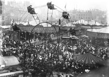 Big wheel, Goose Fair, Market Place, Nottingham, Nottinghamshire, 1907. Artist: Unknown