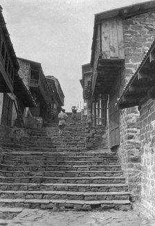 Steps leading to the kailana bazaar, India, 1917. Artist: Unknown