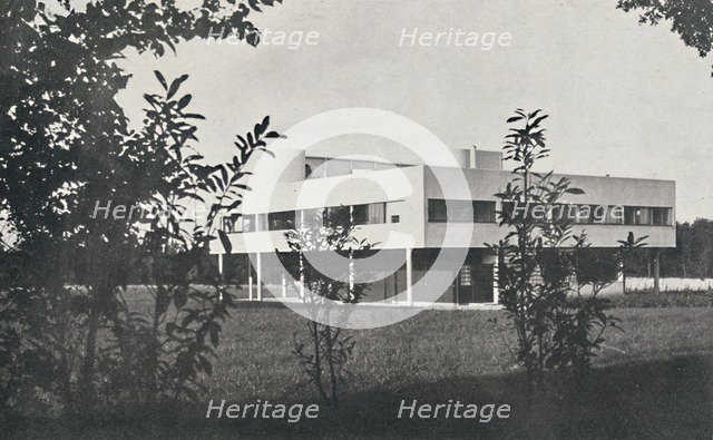 'Villa at Poissy, constructed in reinforced concrete', 1933. Artist: Unknown.