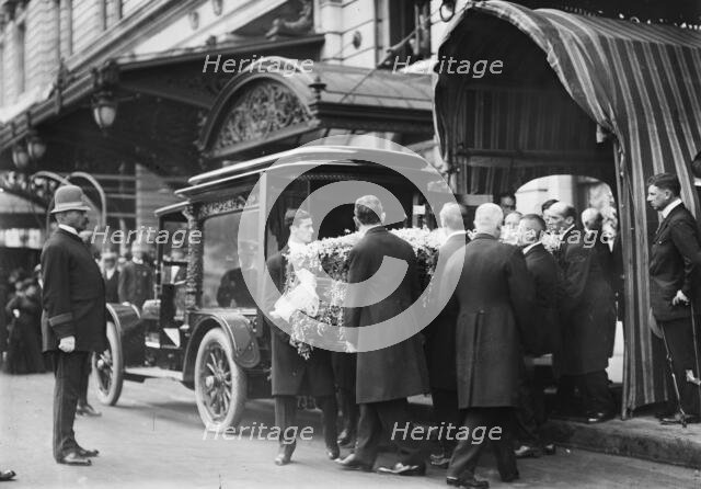 Gates Funeral N.Y., 1911. Creator: Bain News Service.