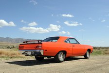 Plymouth Hemi Roadrunner 1970. Artist: Simon Clay.