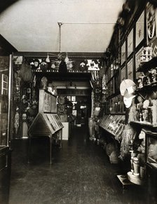 Wellcome Historical Medical Museum, Wigmore Street, London: the Hall of Primitive Medicine, c1910s.. Creator: Unknown.