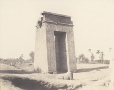 Karnak (Thèbes), Grande Porte du Sud Vue du Point C, 1851-52, printed 1853-54. Creator: Félix Teynard.