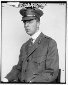 H.L. Merrill, between 1910 and 1920. Creator: Harris & Ewing.