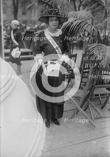 Mrs. Lounsbery Perry, 1918. Creator: Bain News Service.