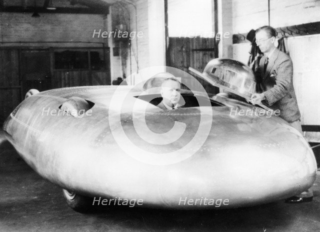 Railton Special Land Speed Record car, Brooklands, Surrey, 1938. Artist: Unknown