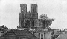 Cathedral of Reims, First World War, 19 April 1917. Artist: Unknown