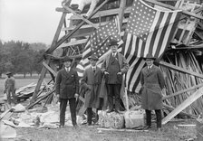 Liberty Loans - Bonfire, Melvin C. Hazen, Robert N. Harper, 1917. Creator: Harris & Ewing.