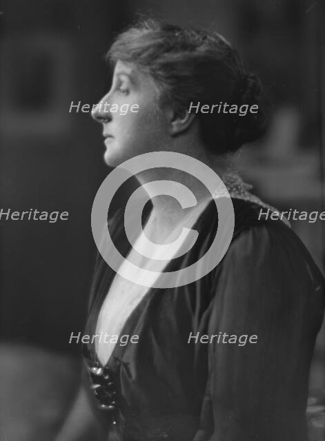 Platt, Charles, Mrs., portrait photograph, 1915. Creator: Arnold Genthe.