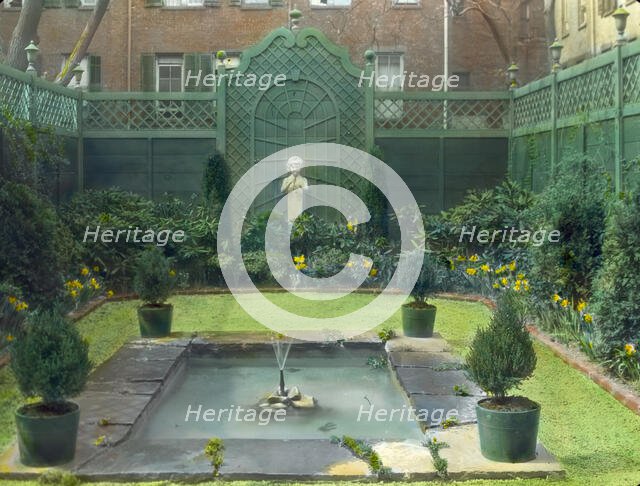 George Hoadly Ingalls house, 154 East 78th Street, New York, New York, 1921. Creator: Frances Benjamin Johnston.
