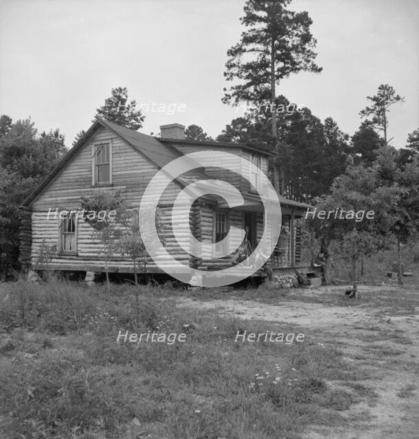 Millworker's house six miles north of Roxboro, North Carolina, Person County, North Carolina, 1939. Creator: Dorothea Lange.