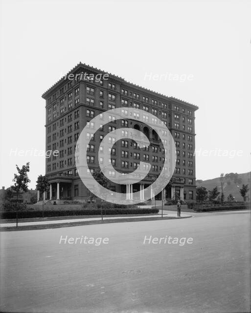 Schenley Hotel, Pittsburgh, Pa., between 1900 and 1906. Creator: Unknown.