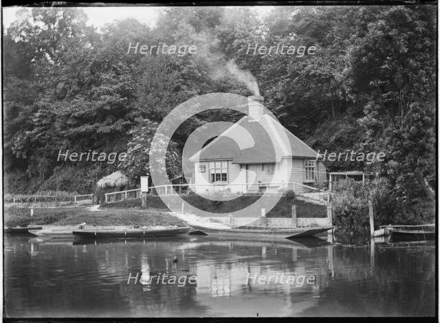 Roebuck Ferry Cottage, Tilehurst, Reading, 1885. Creator: Unknown.