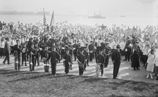 Raising flag of N.Y. City, 1916. Creator: Bain News Service.