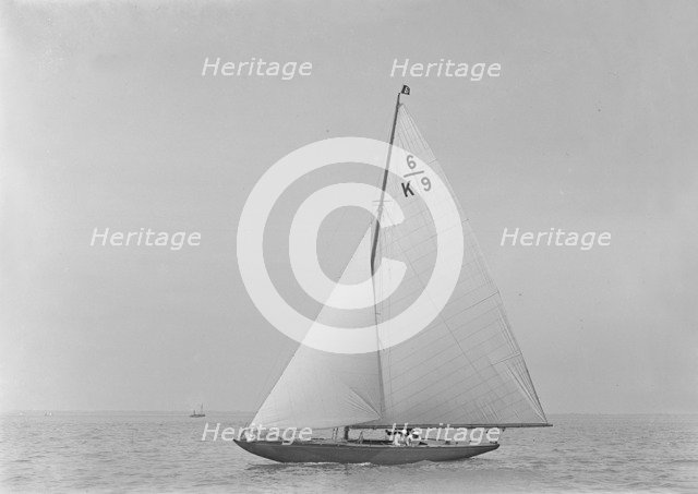 The 8 Metre international class 'Baccara' (K9), 1921. Creator: Kirk & Sons of Cowes.