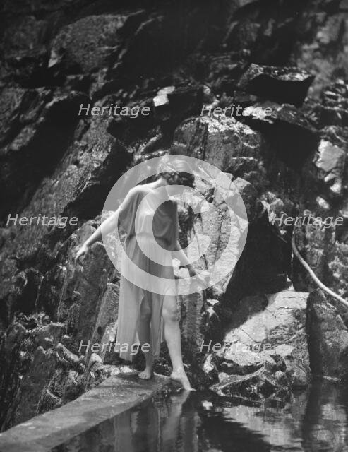 Tonetti, Miss, at Sneding's Landing, 1921 June 7. Creator: Arnold Genthe.