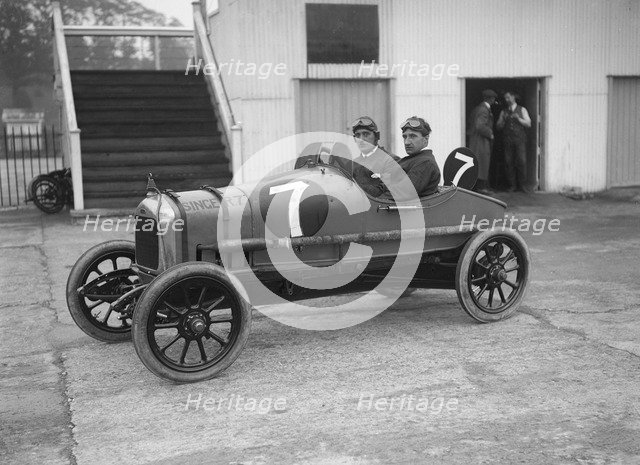 W Bickell in his Singer at the JCC 200 Mile Race, Brooklands, Surrey, 1921. Artist: Bill Brunell.